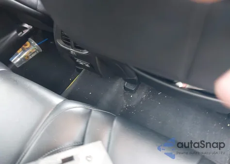 2020 Jeep Cherokee Latitude Plus 4X4 из США, поврежденный, VIN 1C4PJMLB7LD651882